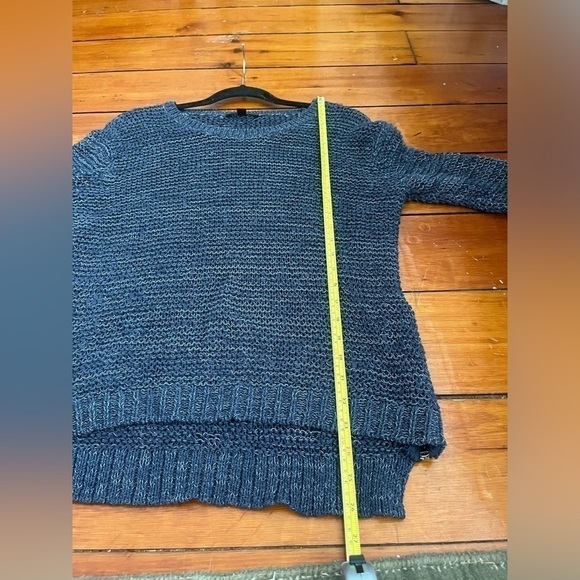 Ann Taylor loose Knot Navy Blue Sweater with Side Zips Size Medium - Picture 6 of 7